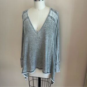 Free People Light Greenish-Gray V-Neck Long Sleeve Top